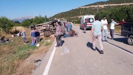 Isparta'da feci kaza: Tarım işçisi 1 kadın öldü, 12 yaralı