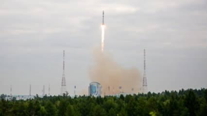 Rusya'nın uzay aracı Ay'ın yörüngesine girdi! Su arayacak