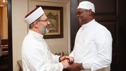 Ali Erbaş, Müslüman olan Güney Afrikalı eski rahip Richmond'u kabul etti