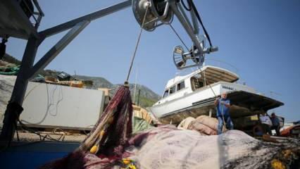 Akdenizli balıkçılar 15 gün sonra "vira bismillah" diyecek