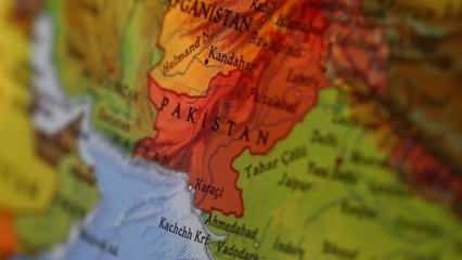 Pakistan'da askeri konvoya intihar saldırısı! Çok sayıda ölü ve yaralı var