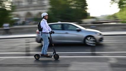 Paris'te scooter yasağı: Bir gecede hepsi toplatıldı