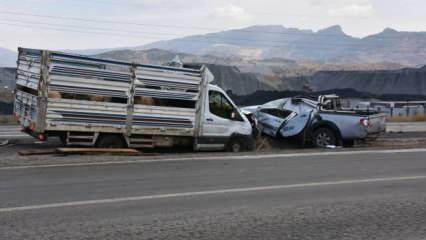 Devrilen araca kamyonet çarptı: 5 kişi yaralandı!