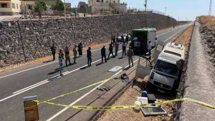 İşçileri taşıyan minibüs kaza yaptı: Ölü ve yaralılar var!