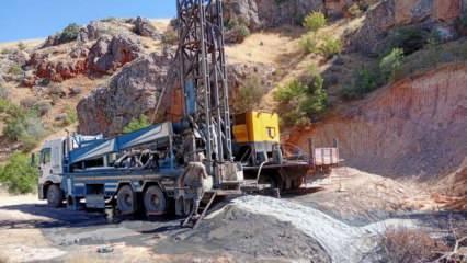 Bir ilde daha petrol heyecanı! Su ararken buldular