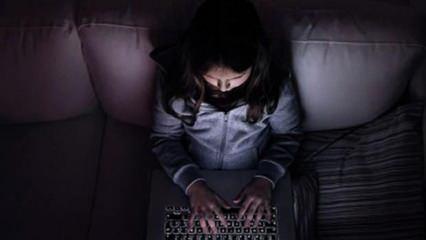 &Ccedil;ağımızın yeni madde bağımlılığı: &lsquo;Nomofobi&rsquo;