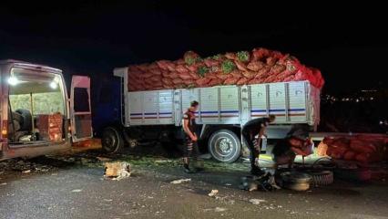 Dinamit yüklü kamyon devrildi, İzmir yolu ulaşıma kapandı!