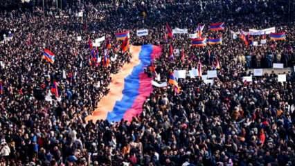 Sözde hükümetin danışmanı duyurdu! Karabağ'da tam 120 bin Ermeni...