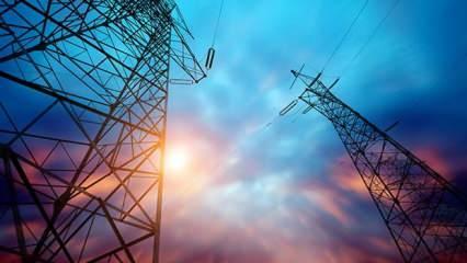 Türkiye'nin elektrik kurulu gücü 105 bin megavatı aştı!