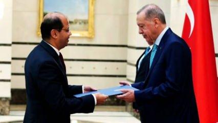 Cumhurbaşkanı Erdoğan'dan peş peşe kabuller! Güven mektubu sundular