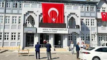 Düzce'de 15 Temmuz Şehitler Anadolu Lisesi'nin değiştirilen adı düzeltildi