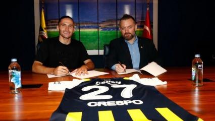 Fenerbahçe'de iç transfer! Yıldız oyuncunun sözleşmesi uzatıldı