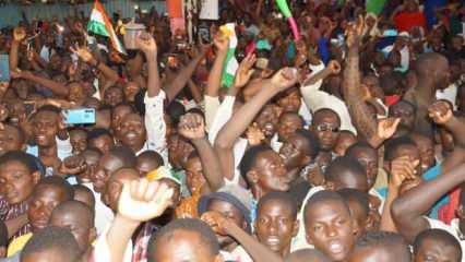 Nijer’de göstericiler, Fransız askerlerinin ülkeyi terk etmesini istiyor