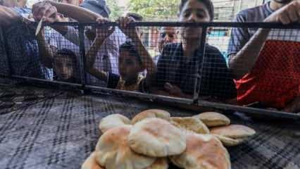 Bombardıman altındaki Gazzeliler, bir dilim ekmek bulmakta bile zorlanıyor