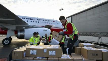 Gazze'ye ilaç ve tıbbi malzeme taşıyan Cumhurbaşkanlığına ait uçak Mısır'da