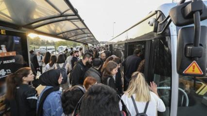 İstanbullunun ulaşım çilesi bitmiyor: Metro ve metrobüs durakları doldu taştı