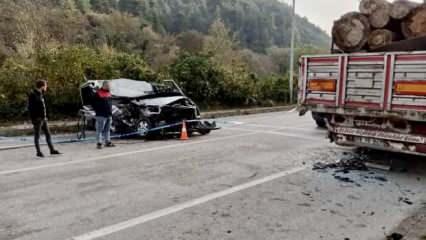 Karabük'te feci kaza: Alkollü sürücü park halindeki kamyona çarptı, 1 kişi öldü!