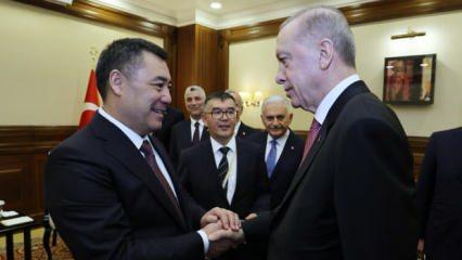 Erdoğan'ın uçağı Kazakistan'a indi 