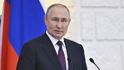 Rusya Devlet Başkanı Putin "Aleykümselam" dedi, salonda alkış tufanı koptu