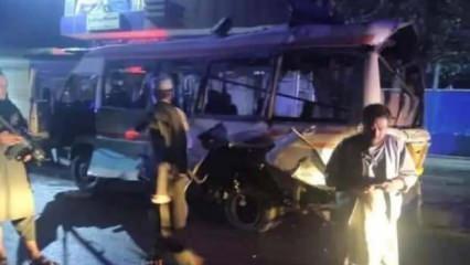 Afganistan'da minibüse bombalı saldırı: 7 ölü