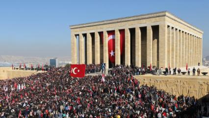 Bu yıl 10 Kasım resmi tatil mi olacak? Atatürk'ü anma gününde okullar tatil mi?