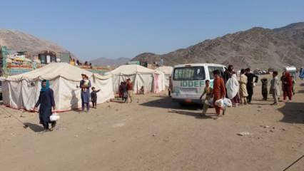 İDDEF, Pakistan’dan sınır dışı edilen Afgan mültecileri yalnız bırakmıyor