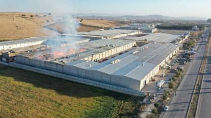 Kahramanmaraş'ta tekstil fabrikasının deposunda yangın!