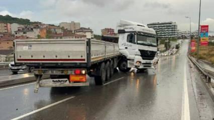Maltepe'de TIR refüje çıktı: Yol trafiğe kapandı 