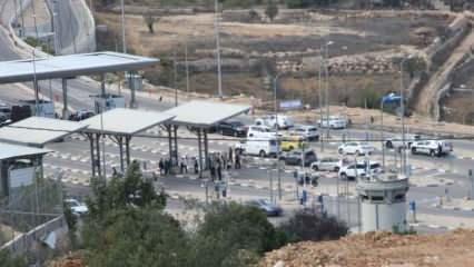 Batı Kudüs'teki İsrail kontrol noktasına silahlı saldırıda 5 kişi yaralandı