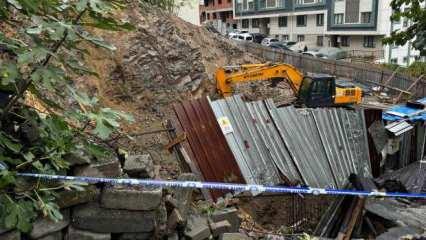 Eyüpsultan'da toprak kayması: İki bina boşaltıldı