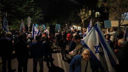 Netanyahu'yu şoke eden protesto! İstifa çağrısı! 'Suçlu, suçlu' sloganları 
