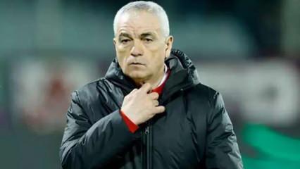 Rıza Çalımbay 2 ismin biletini kesti