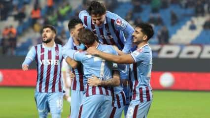 Trabzonspor sürprize izin vermedi! Tur üç golle geldi