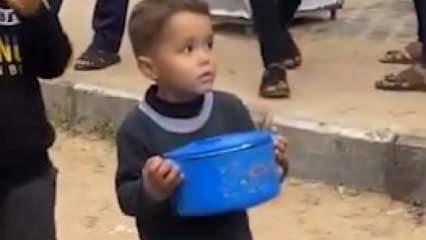 Gazze'de yürek burkan bir görüntü: Dağıtıma yetişemedi, çocuklar yemeklerini paylaştı