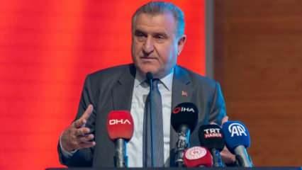 Bakan Bak: Sevinçle sarılacak nice günlerimiz var