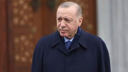 Cumhurbaşkanı Erdoğan, cuma namazını Yıldız Camisi'nde kıldı