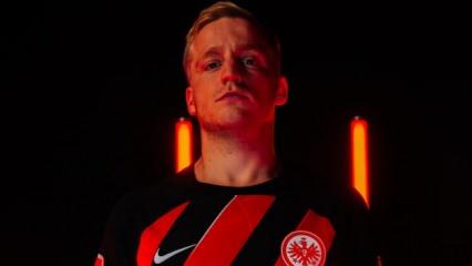 Donny van de Beek, Eintracht Frankfurt'a kiralandı