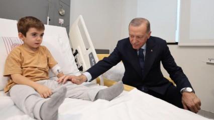Erdoğan şehir hastanesinin açılışını yaptı, tedavi gören çocukları ziyaret etti