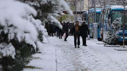 Şehirde kar yağışı sonrası kamu çalışanlarına izin verildi!