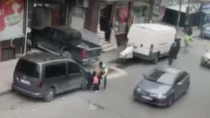 Esenyurt'ta araç park etme kavgasında bir kişi silahla yaralandı