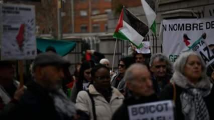 İspanya'da 180'den fazla Katolik derneği İsrail'i protesto etti
