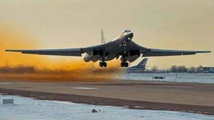 Putin, Rus stratejik bombardıman uçağı 'Tu-160M' ile uçtu