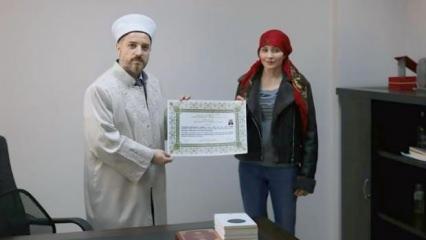 Alman psikolog evlenmek için geldiği Mardin'de Müslüman oldu