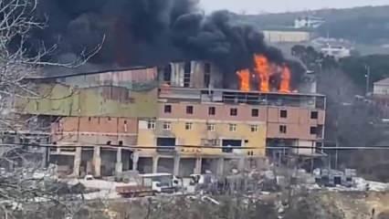 Beykoz'da fabrika yangını: Çok sayıda ekip bölgede!