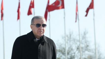 Erdoğan 70 yaşında! Sosyal medyada milyonlarca kişi tebrik etti: İyi ki doğdun Reis...