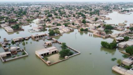 Pakistan'da şiddetli yağış! Çok sayıda kişi hayatını kaybetti