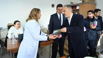 Bursa Büyükşehir Belediye Başkanı Alinur Aktaş, Mudanyalı kadınlarla buluştu