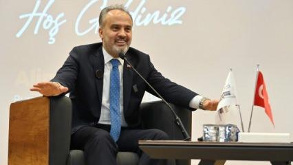  Bursa Büyükşehir Belediye Başkanı Alinur Aktaş’tan gençlerle tecrübe paylaşımı