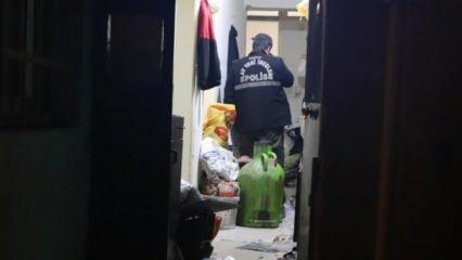 İzmir'de sır cinayet: Evinde bıçaklanmış halde bulundu