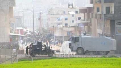 Cizre’de izinsiz gösteriye polis müdahale etti! DEM Partili grup polise taşla saldırdı